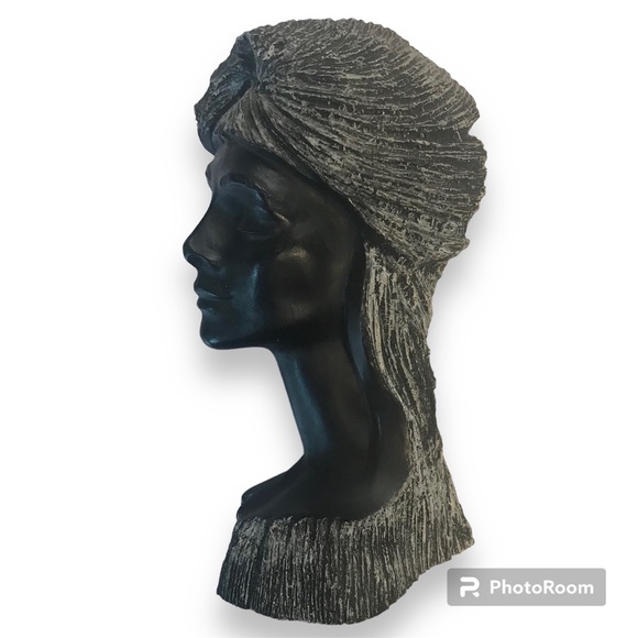 *Vintage* Designs by Frank Schirman “Serenity” Statue - Hawaii - Picture 1 of 10